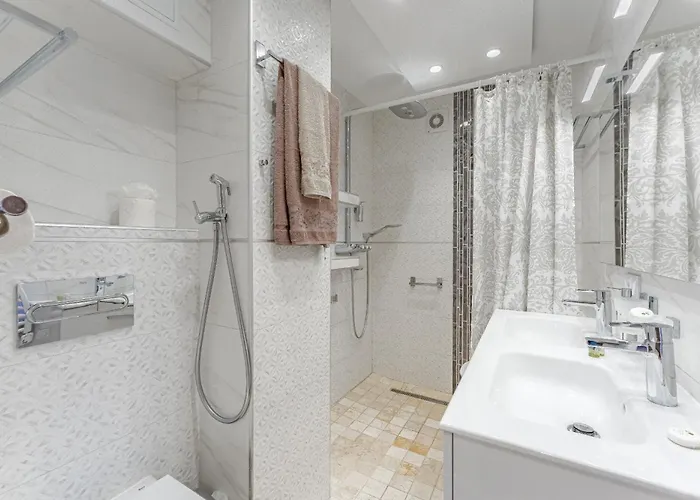 Апартаменты Hermitage Homes Tds *