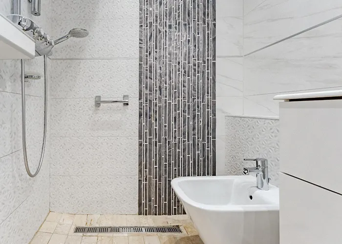 Apartment Hermitage Homes Tds